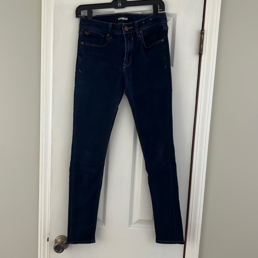 Express Jeans, jegging style. Mid rise, size 4